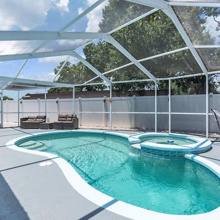 Stunning Modern Home In Tampa With Pool - Just 5 Minutes From Airport! Экстерьер фото