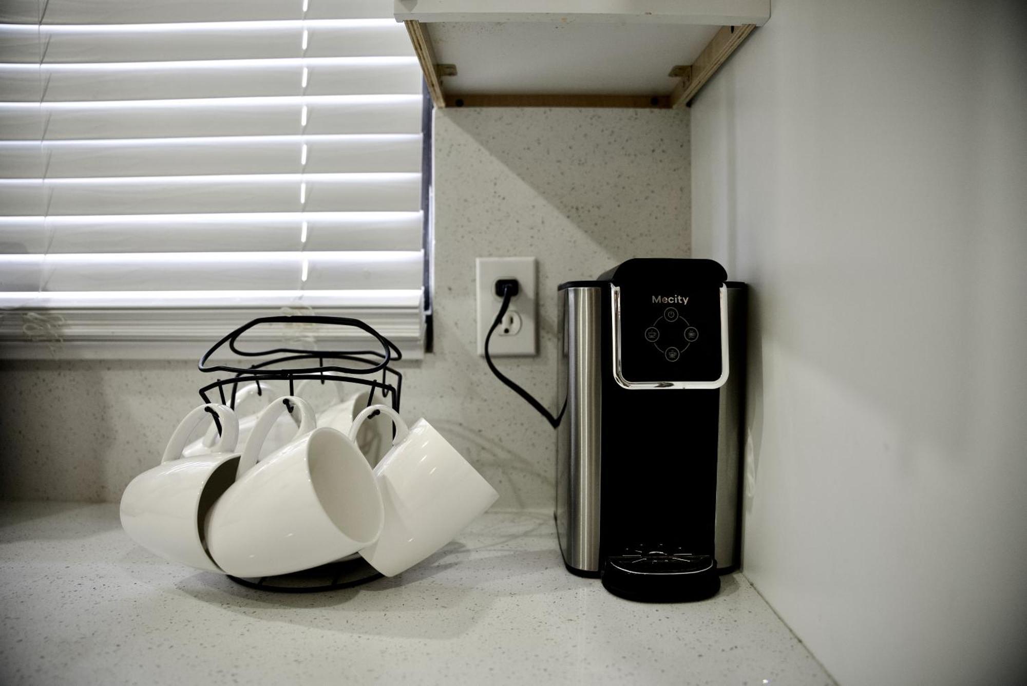 Stunning Modern Home In Tampa With Pool - Just 5 Minutes From Airport! Экстерьер фото