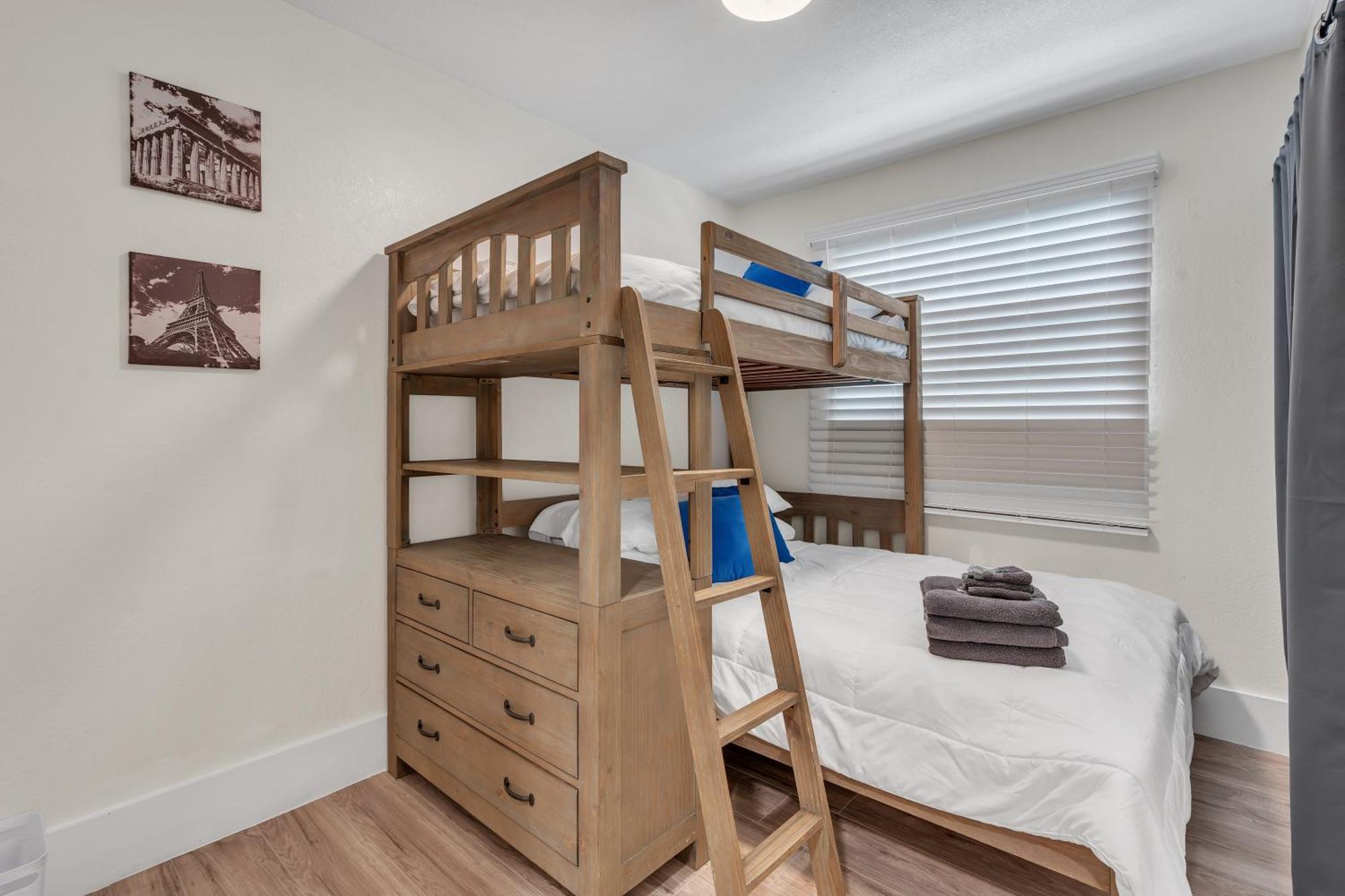 Stunning Modern Home In Tampa With Pool - Just 5 Minutes From Airport! Экстерьер фото